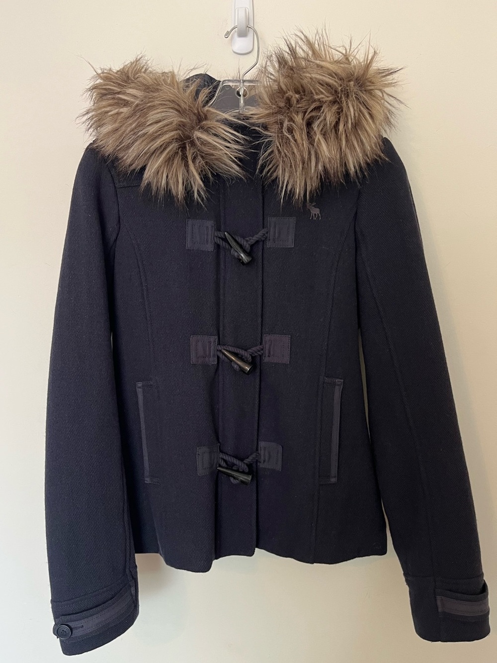 Tell Me Lies Screen Worn Lucy Hero Abercrombie & Fitch Navy Duffle Coat Jacket S - Picture 2 of 16